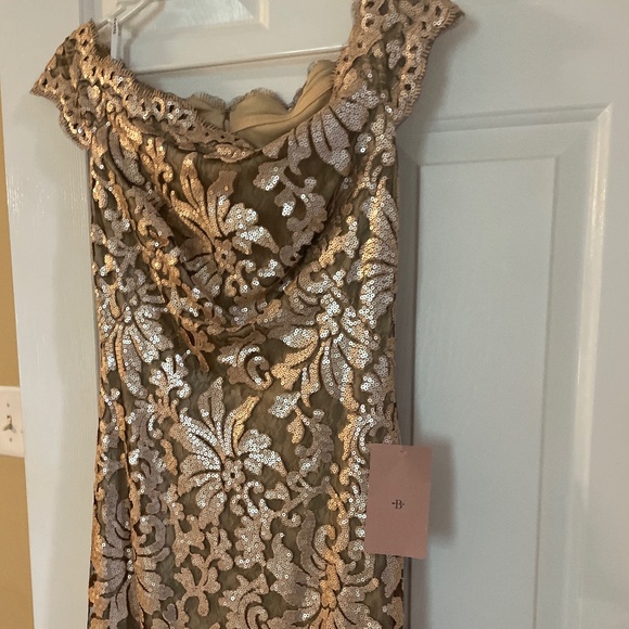 COPY - Evening gown - Picture 3 of 3